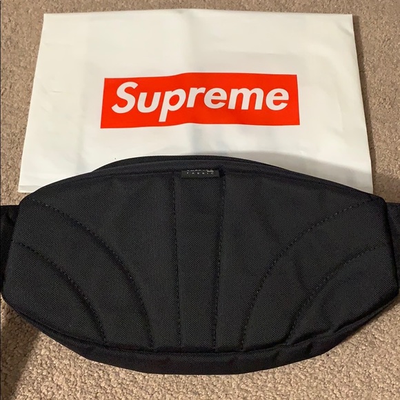 Supreme Ss18 Black Fanny pack SOLD!! SOLD!! - Picture 8 of 8